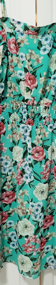 Spring dress - Picture 2 of 3